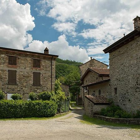 Albergo Diffuso Casa Delle Favole Ferriere Екстер'єр фото