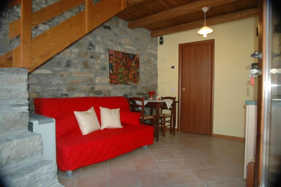 Albergo Diffuso Casa Delle Favole Ferriere Екстер'єр фото