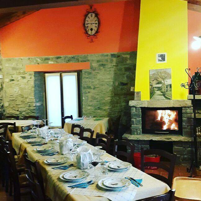 Albergo Diffuso Casa Delle Favole Ferriere Екстер'єр фото