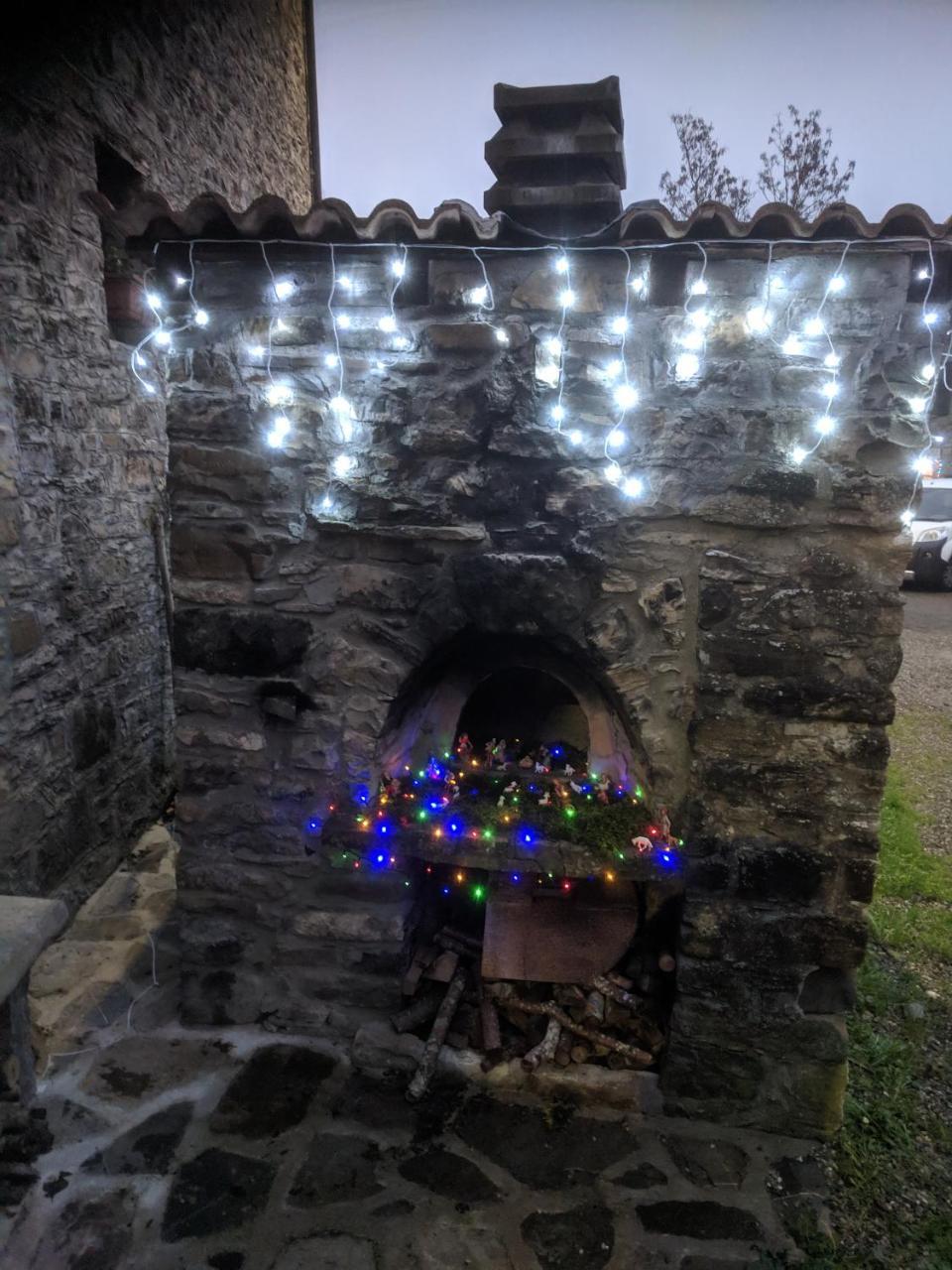 Albergo Diffuso Casa Delle Favole Ferriere Екстер'єр фото